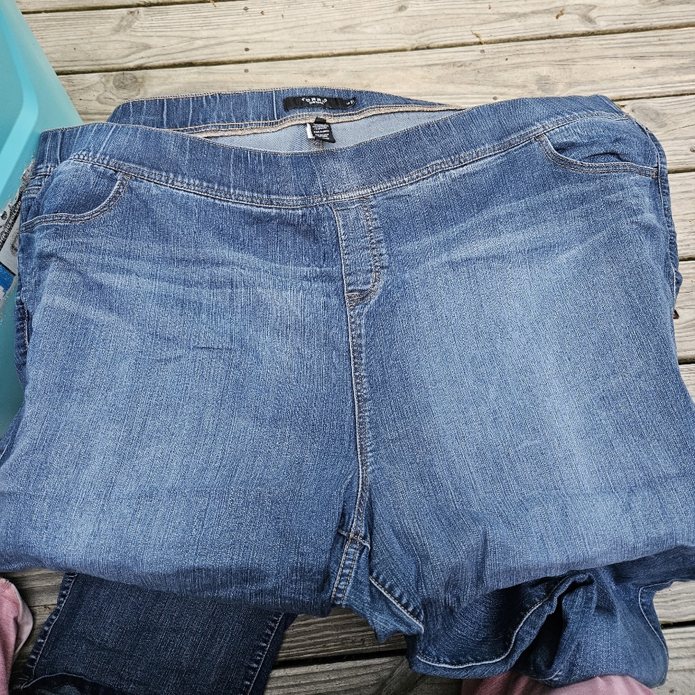 Torrid Lean Jean Crop